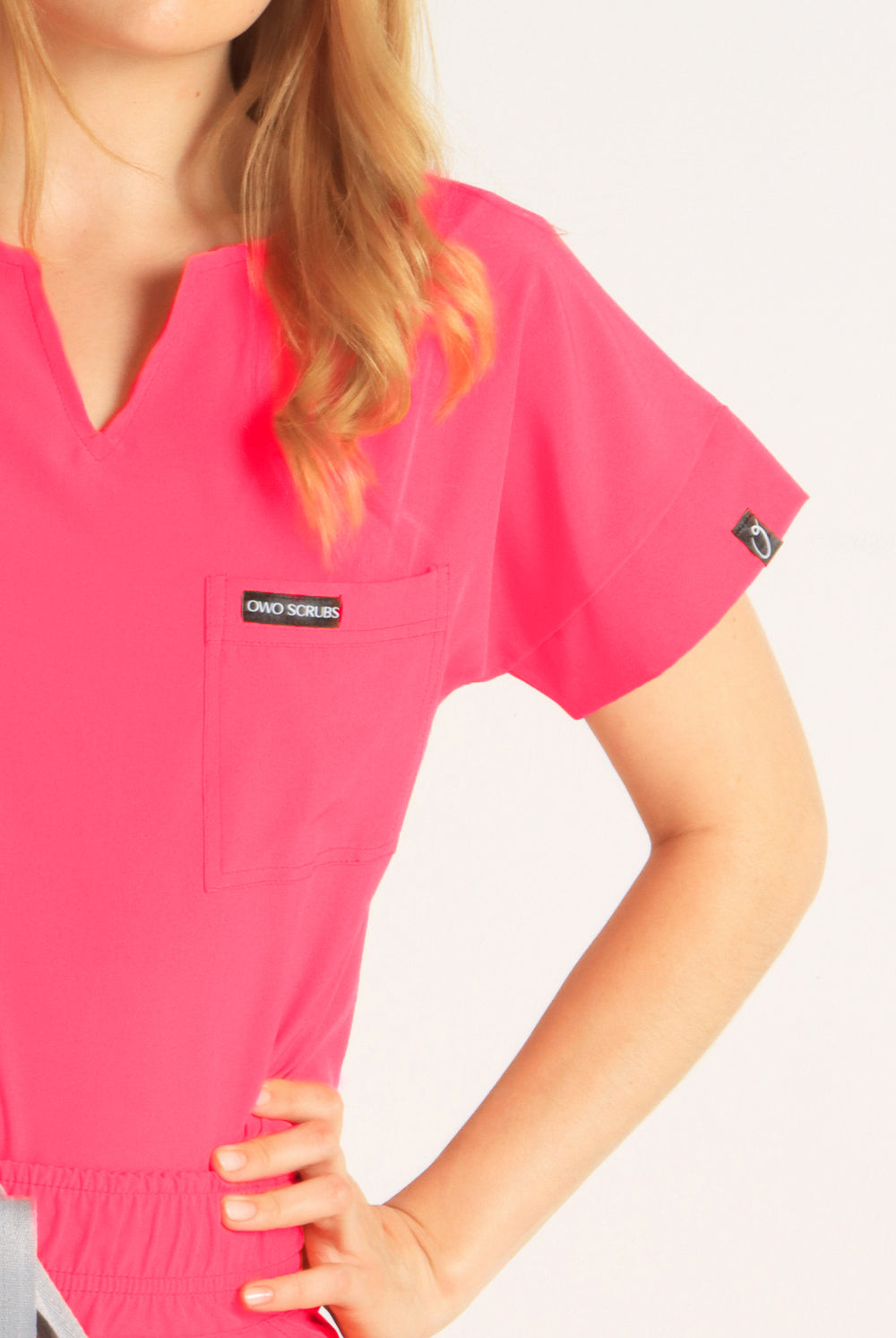 Uniforme Quirurgico Iris Rosa Neón Antifluidos