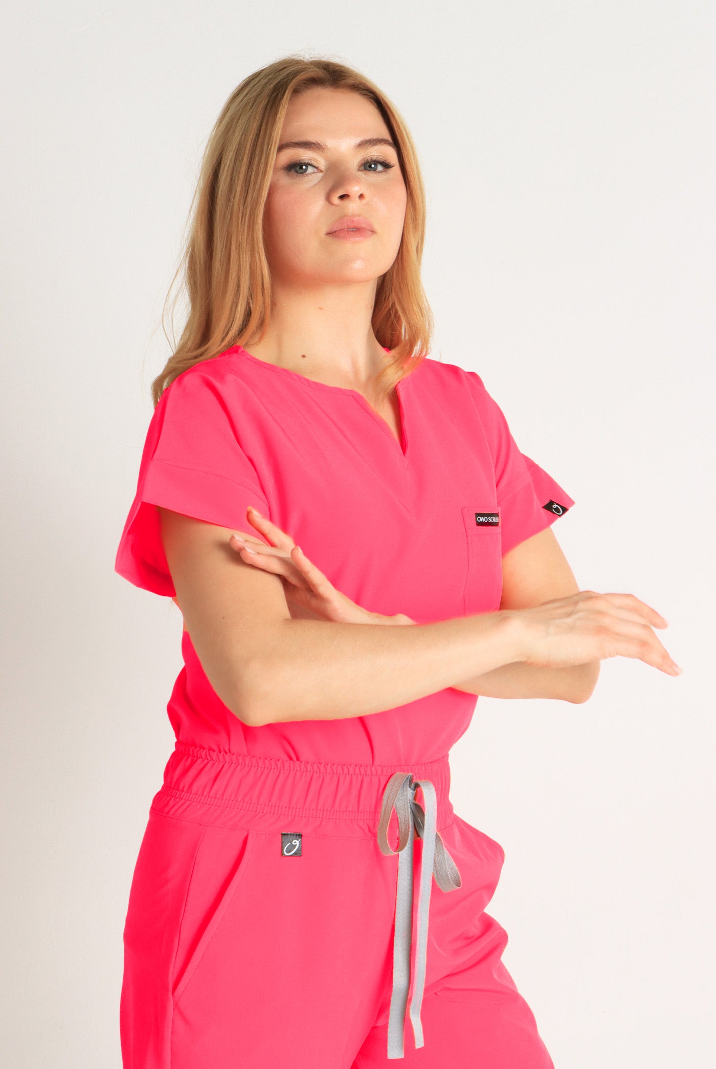 Uniforme Quirurgico Iris Rosa Neón Antifluidos